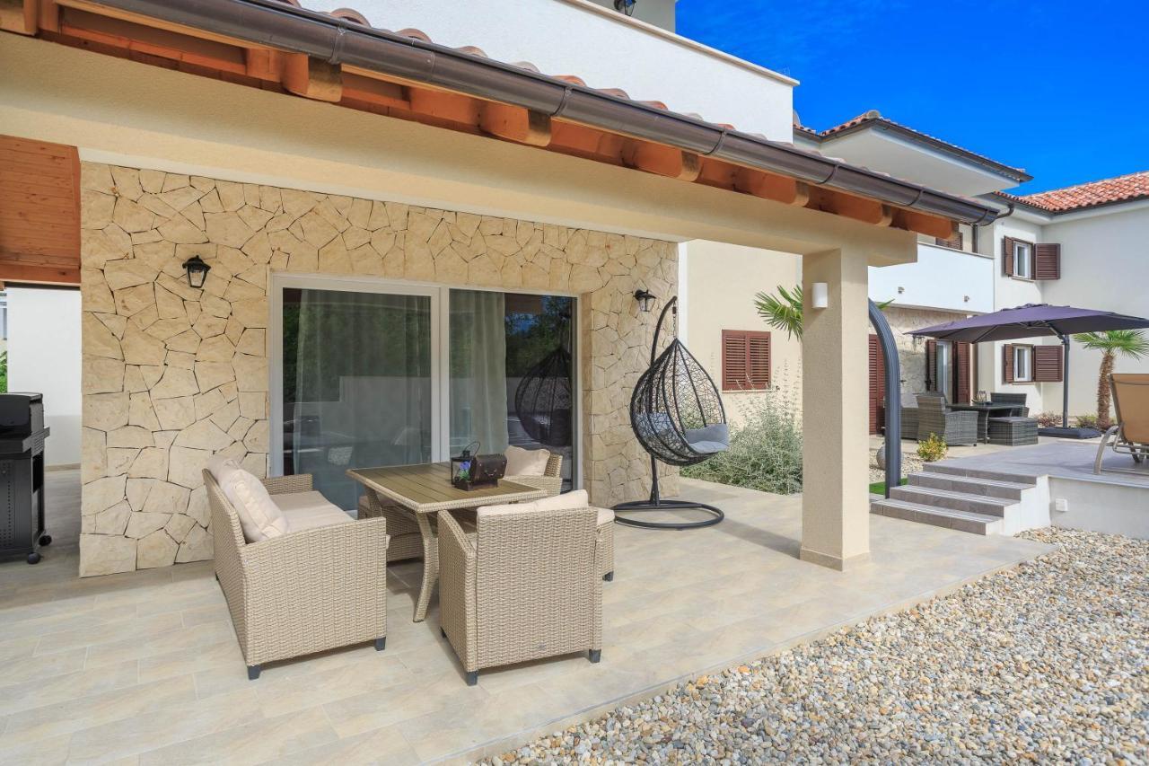 Villa Antonada Vrh  Exteriör bild